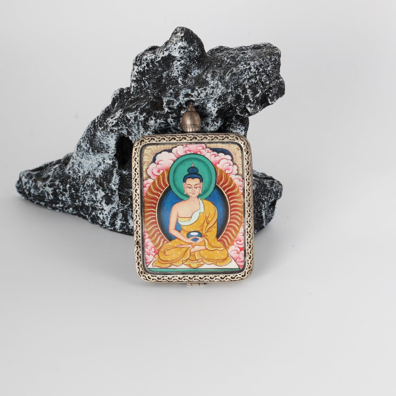  Close-up detail of the Rebgong Amitabha Thangka painting showing intricate natural mineral pigment work, showcasing the masterful artistry of Tibetan lineage painters.

