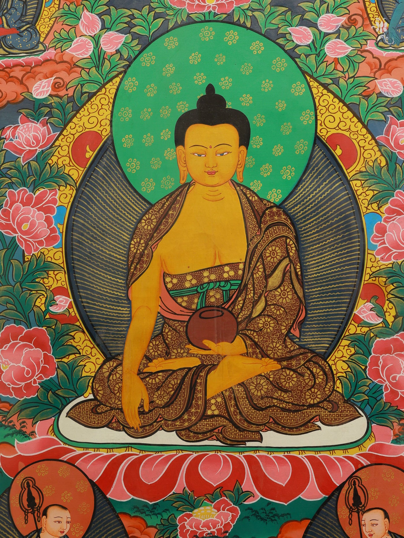 Color Tibetan thangka portraying the historical Buddha Shakyamuni, honoring the origins of Buddhist teachings.