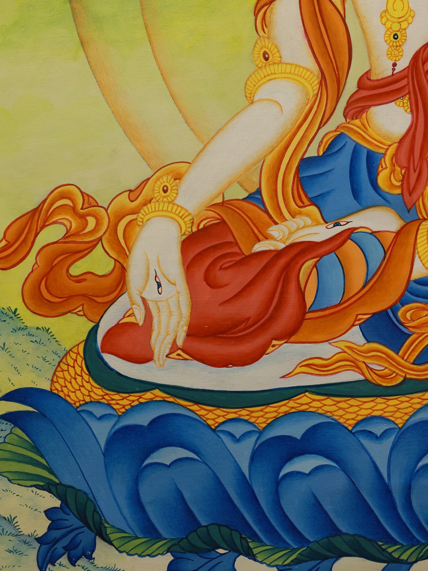 Color thangka capturing White Tara’s motherly compassion. She sits gracefully on a multi-petaled lotus throne, surrounded by a radiant full moon halo that signifies her cool, pacifying blessings.