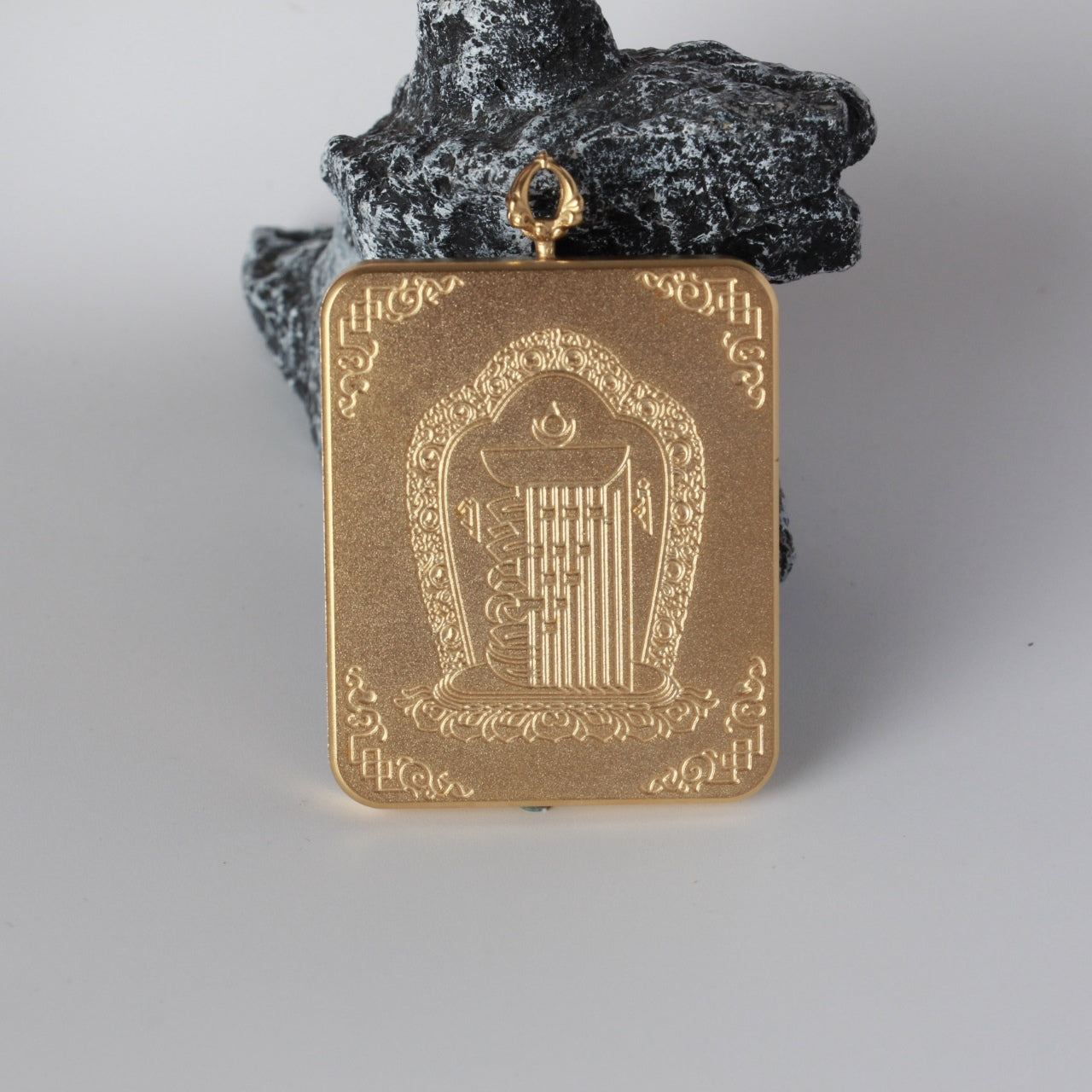  The Nepal Dual Yellow Jambhala Thangka pendant displayed as a sacred amulet for wealth and abundance, embodying Tibetan Buddhist tradition.
