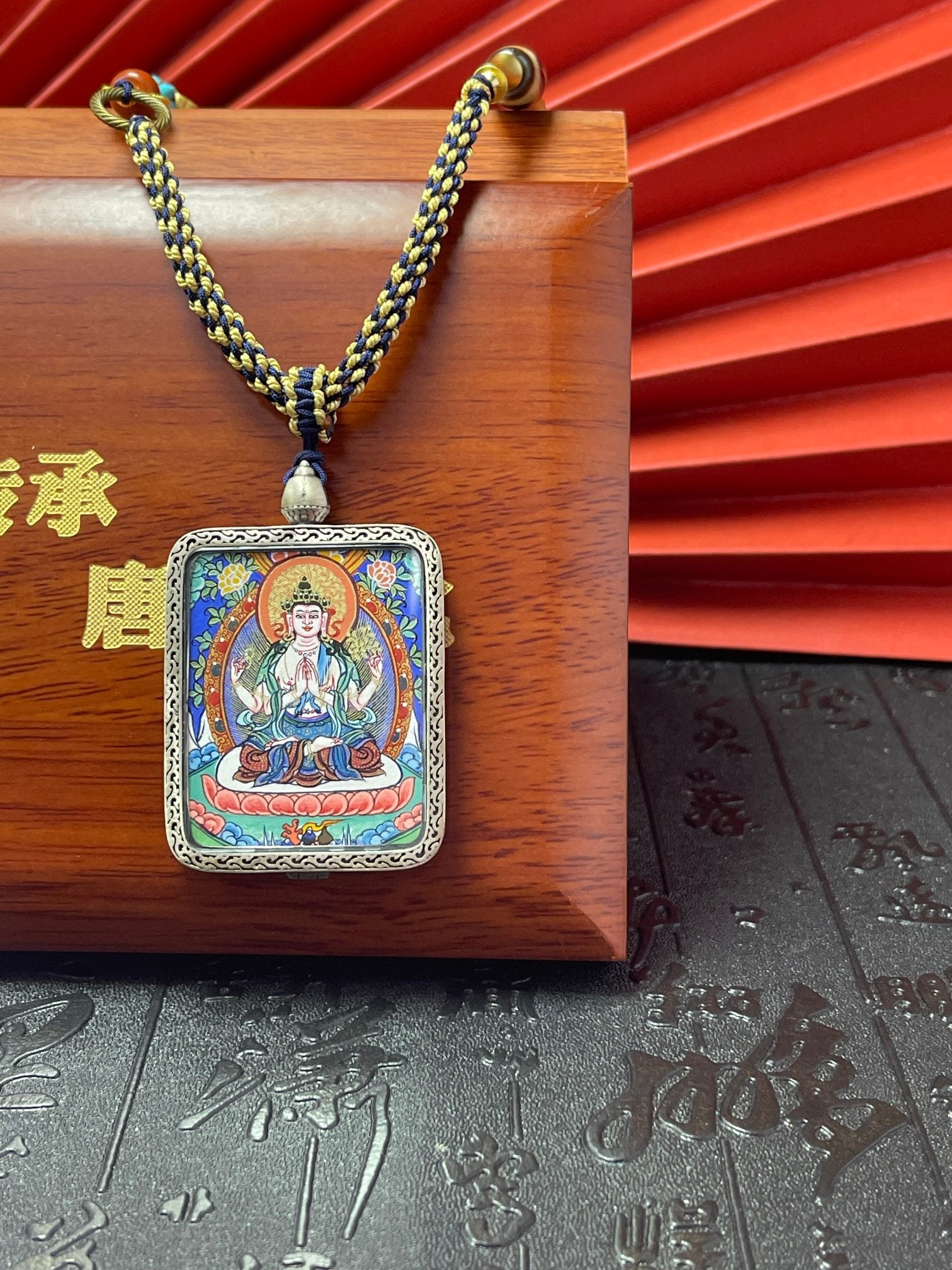  Hand-painted Rekong Four-Armed Avalokiteshvara (四臂观音) Thangka pendant 3.5x4.5cm featuring compassion and family harmony, representing peace and serenity in Buddhist tradition.
