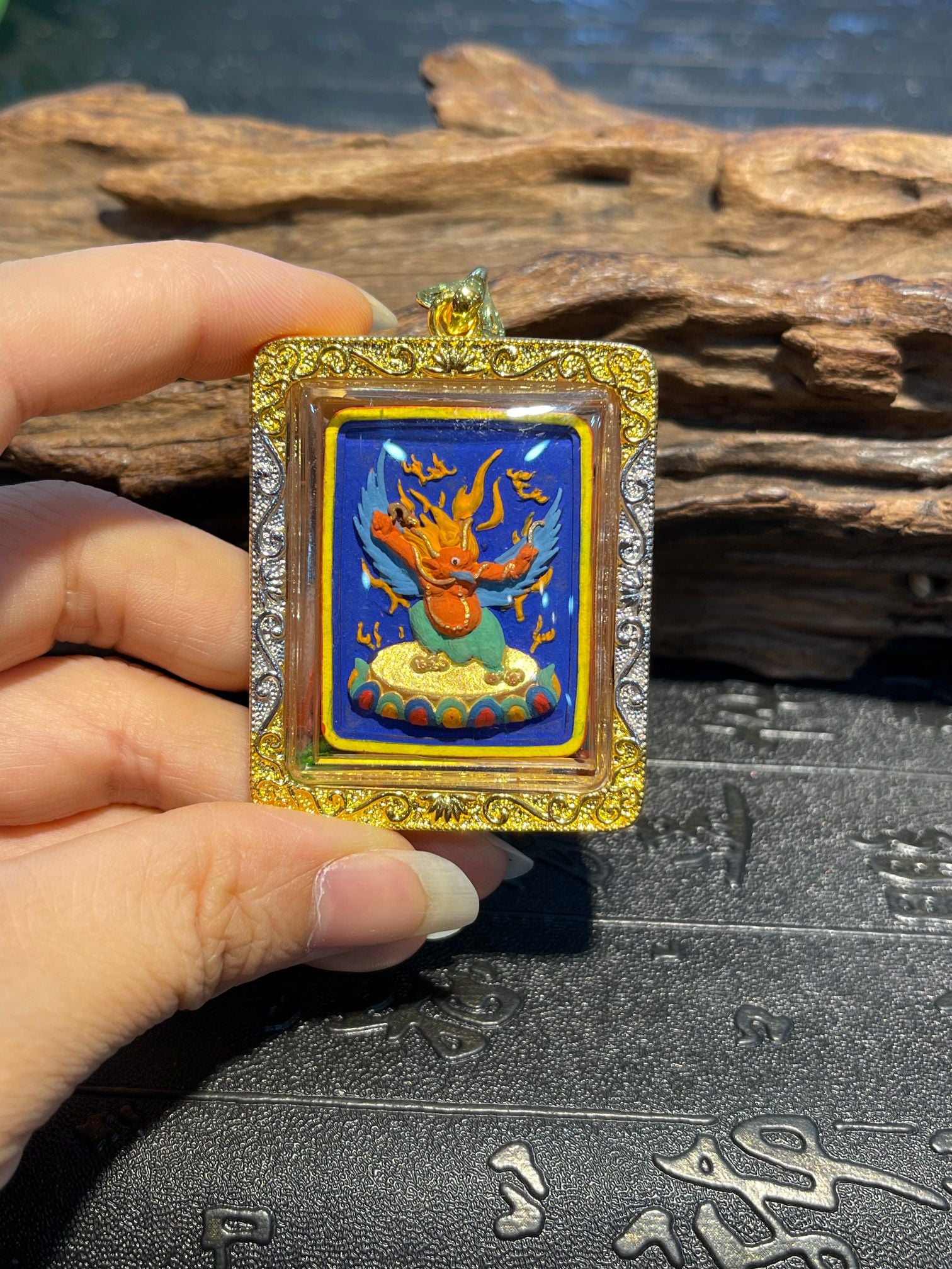 Garuda Golden Bird (大鹏金翅鸟) tsatsa clay relief 3.5x4.5cm, Rekong tsatsa series.
