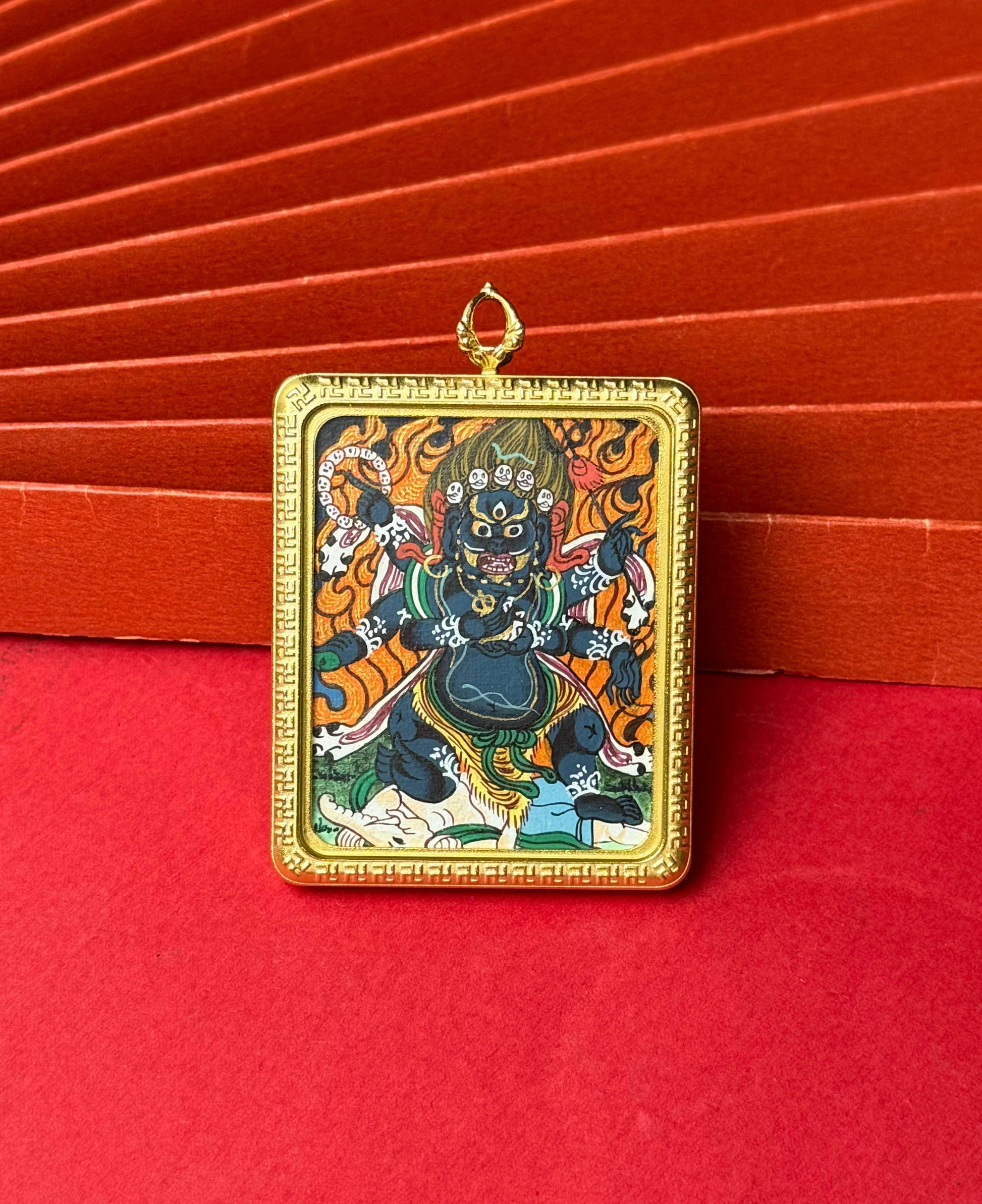 Detailed view of the hand-designed cord for the Six-Armed Mahakala Thangka pendant, symbolising protection and tradition in Buddhist practice.
