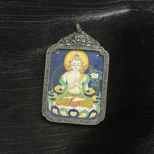  Close-up detail of the Mahasthamaprapta Tibet Coarse Thangka painting showing intricate natural mineral pigment work, showcasing the artistry of Tibetan lineage painters.
