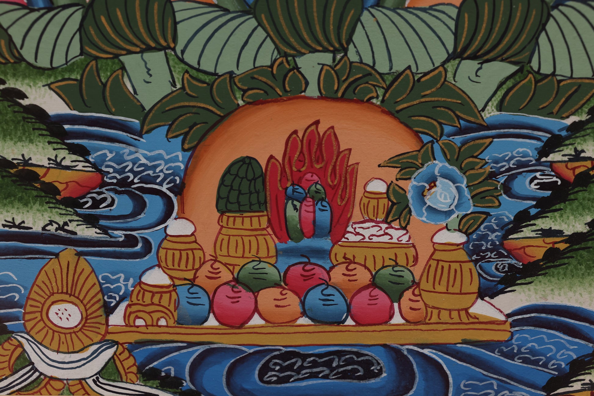 Gold-leaf Medicine Buddha Thangka – handcrafted Tibetan spiritual art for healing and divine blessing visualization.