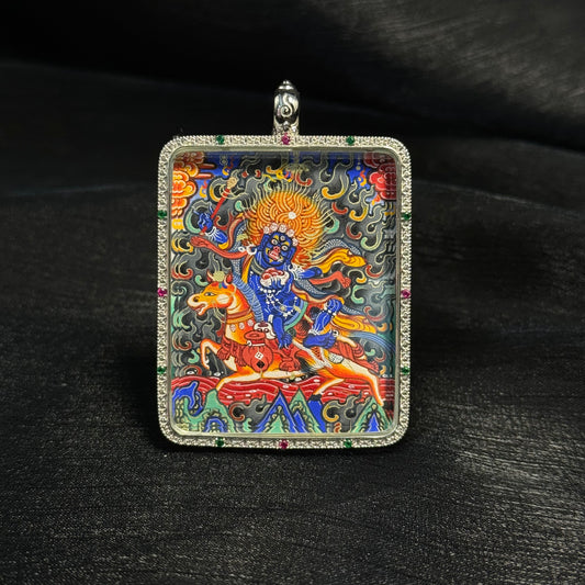  Detailed view of the casing and presentation for the Palden Lhamo Thangka pendant, symbolising tradition and collectibility.

