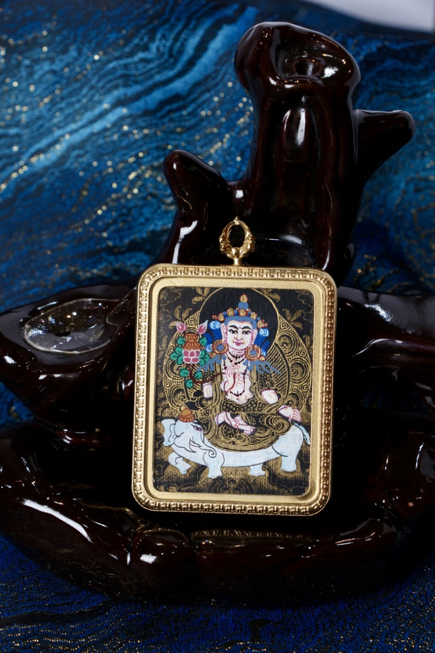 Samantabhadra thangka pendant representing the Bodhisattva of great vows, emphasizing compassion, practice, and enlightenment in Tibetan Buddhism.