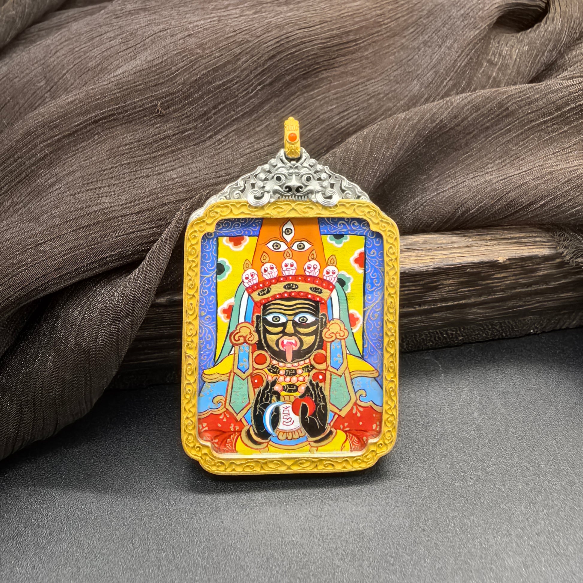  Close-up detail of the Rekong Blue Shachilama Thangka painting showing natural mineral pigments, showcasing the masterful artistry of Rekong artists.

