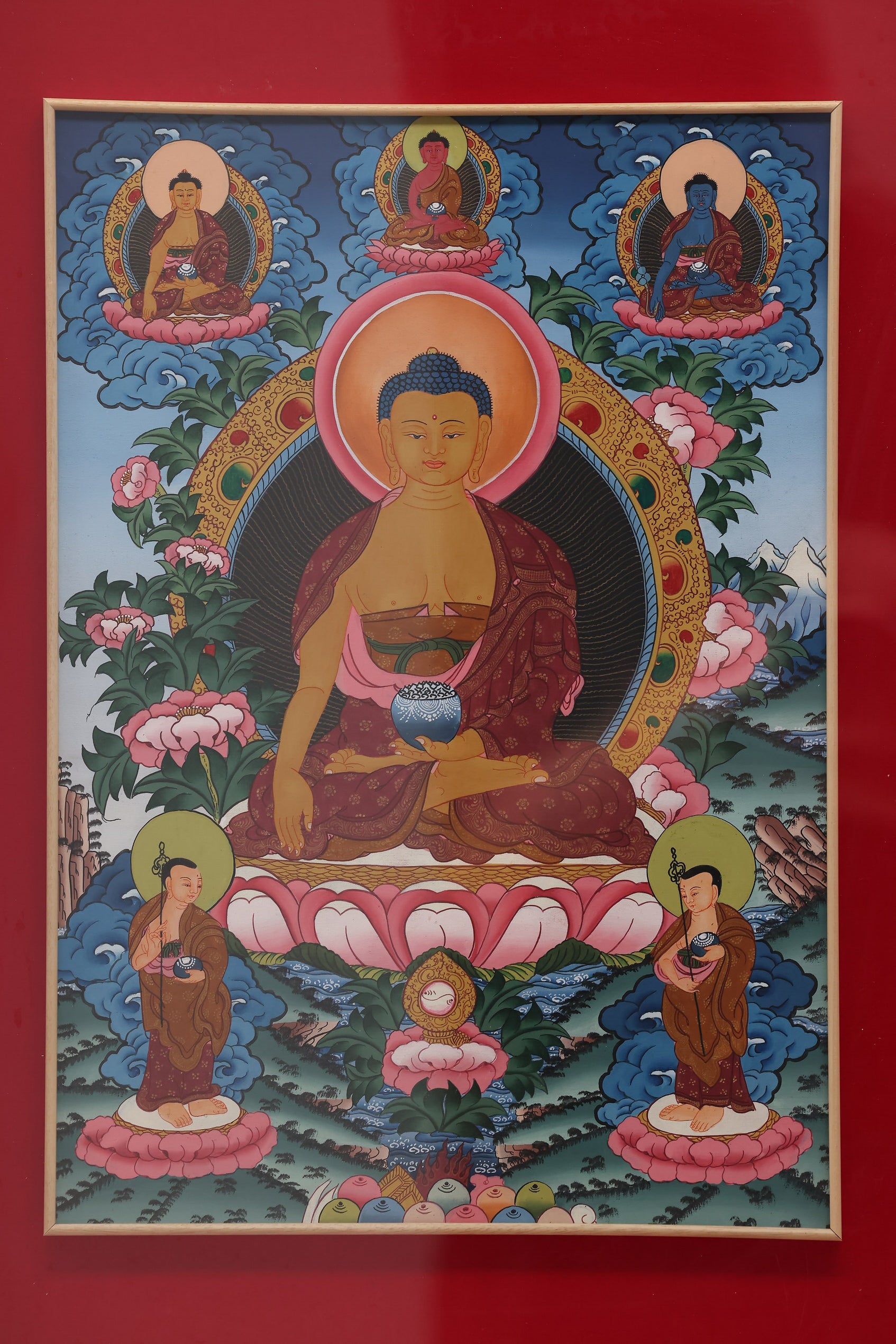 hakyamuni Buddha Thangka in gold pigment, hand-painted Tibetan Buddhist sacred image
