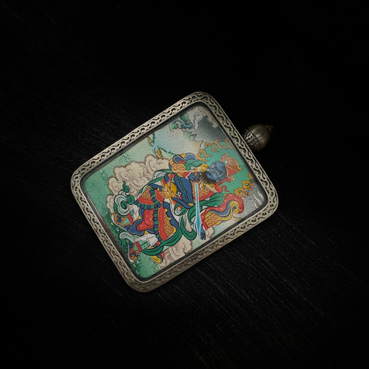 A 3.5x4.5cm hand-painted Rekong Cuiying series Virudhaka (Southern Guardian King) Thangka pendant featuring growth and protection in Buddhist tradition.
