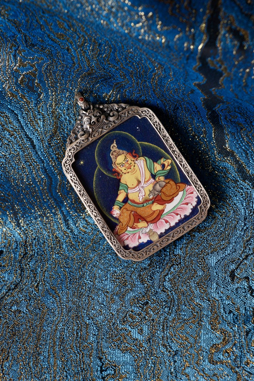 3.5×4.5cm Yellow Jambhala Thangka Pendant Tibet - detail 3