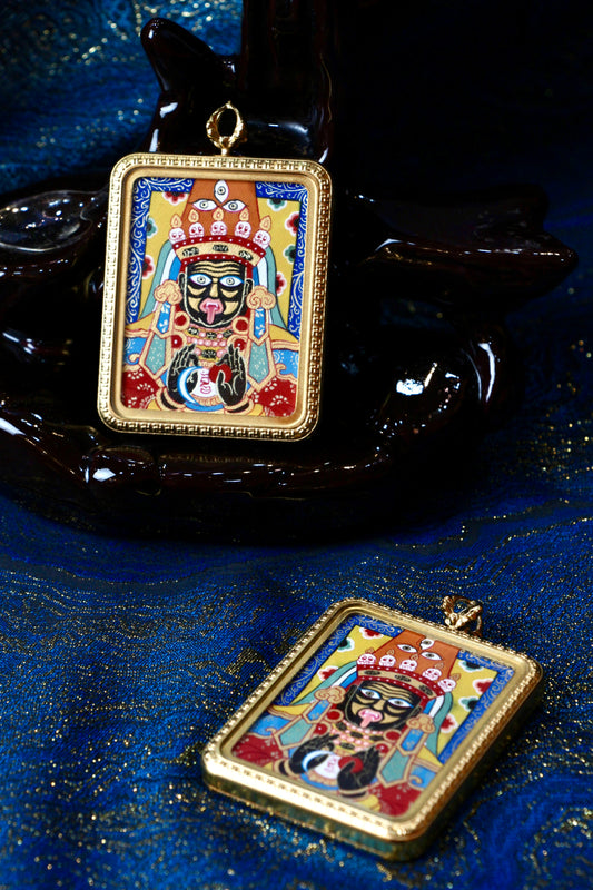Close-up of the durable titanium steel case protecting the delicate hand-painted Zaki Lhamo Thangka artwork.
