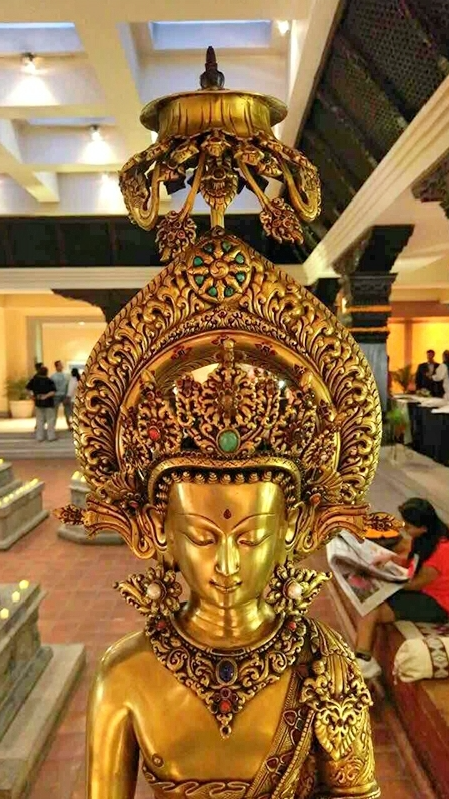 Dipankara Buddha Statue-Art, collectible Tibetan Buddhist statues handcrafted with mineral pigments, sacred Buddhist art for altar and private collections