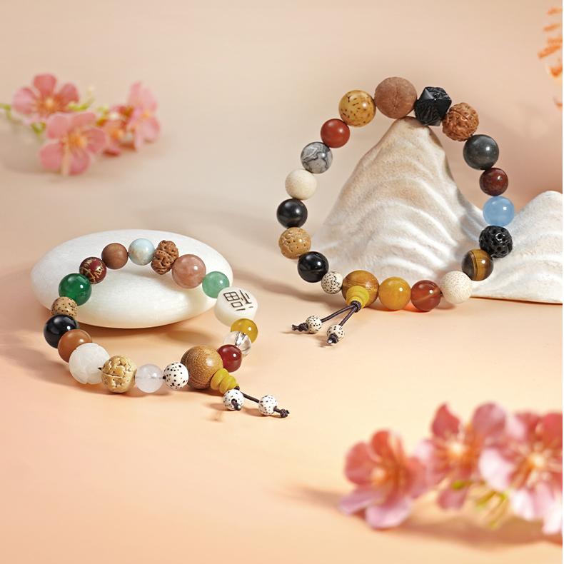Bodhi and gemstone Eighteen Beads bracelet, handmade Tibetan-Buddhist jewelry for grounding and focus.