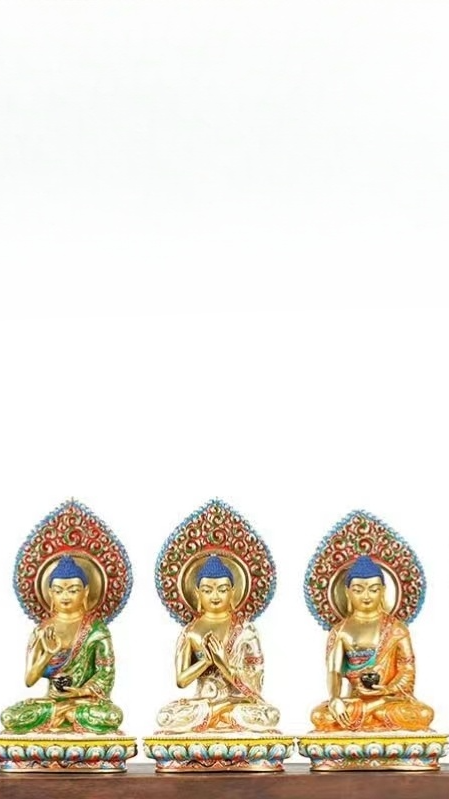 Gilded Tibetan Buddhist Five Dhyani Buddhas Statue, handcrafted and painted with rich mineral pigments. Symbolizing the five wisdoms of enlightenment and peace.