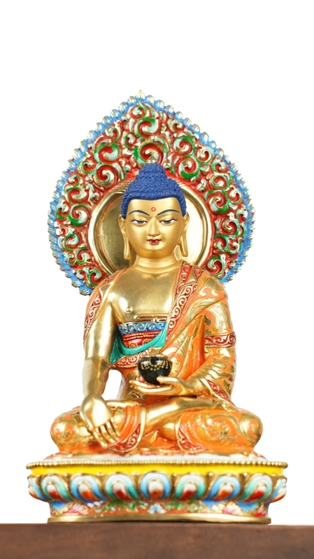  Beautifully gilded and hand-painted Tibetan Buddhist Five Buddhas statue, perfect for bringing spiritual peace and enlightenment to your home or practice space.