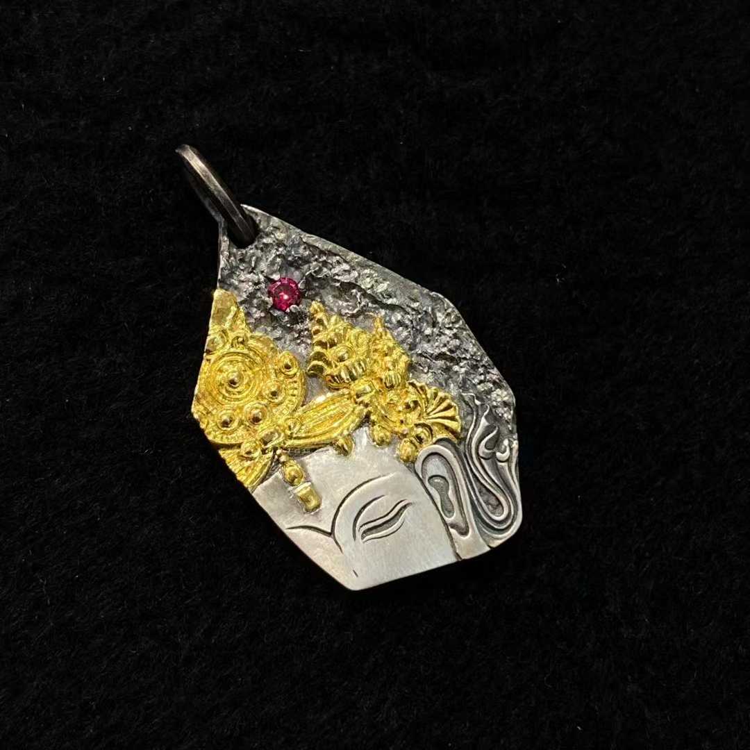 Handcrafted Tibetan Buddhist Green Tara pendant made of pure gold and silver with fine inlay craftsmanship.