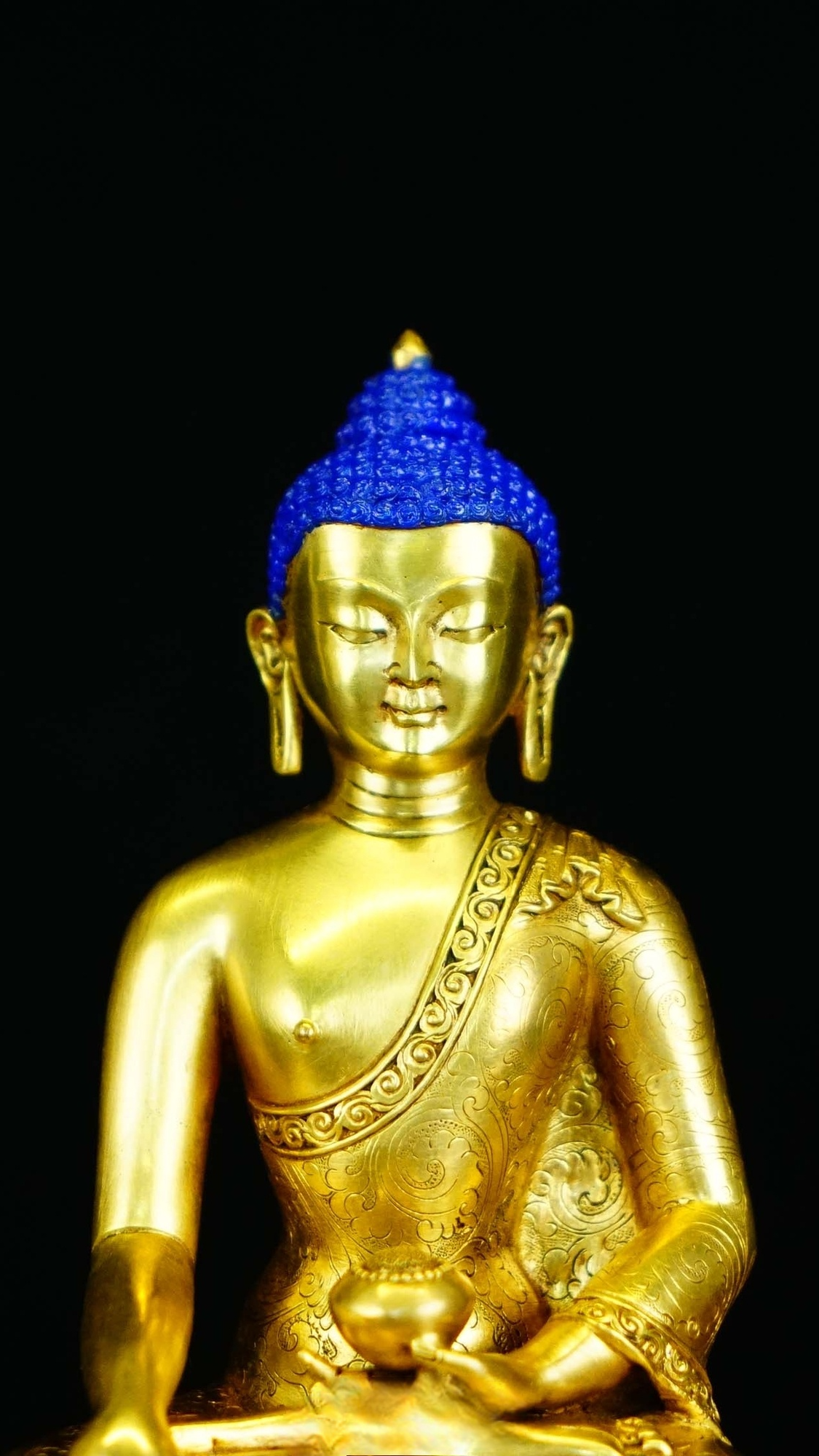  Shakyamuni Buddha statue art with expert gilding and hand-decorated details, authentic Tibetan Buddhist statues and unique art piece.