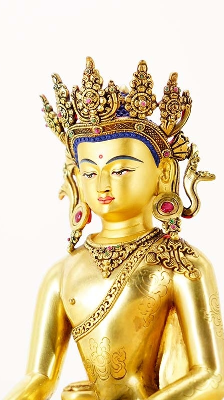 Alt Text: Handcrafted Tibetan Buddhist Three Buddhas statue, gilded with gold and painted with mineral pigments, symbolizing wisdom, compassion, and spiritual peace.