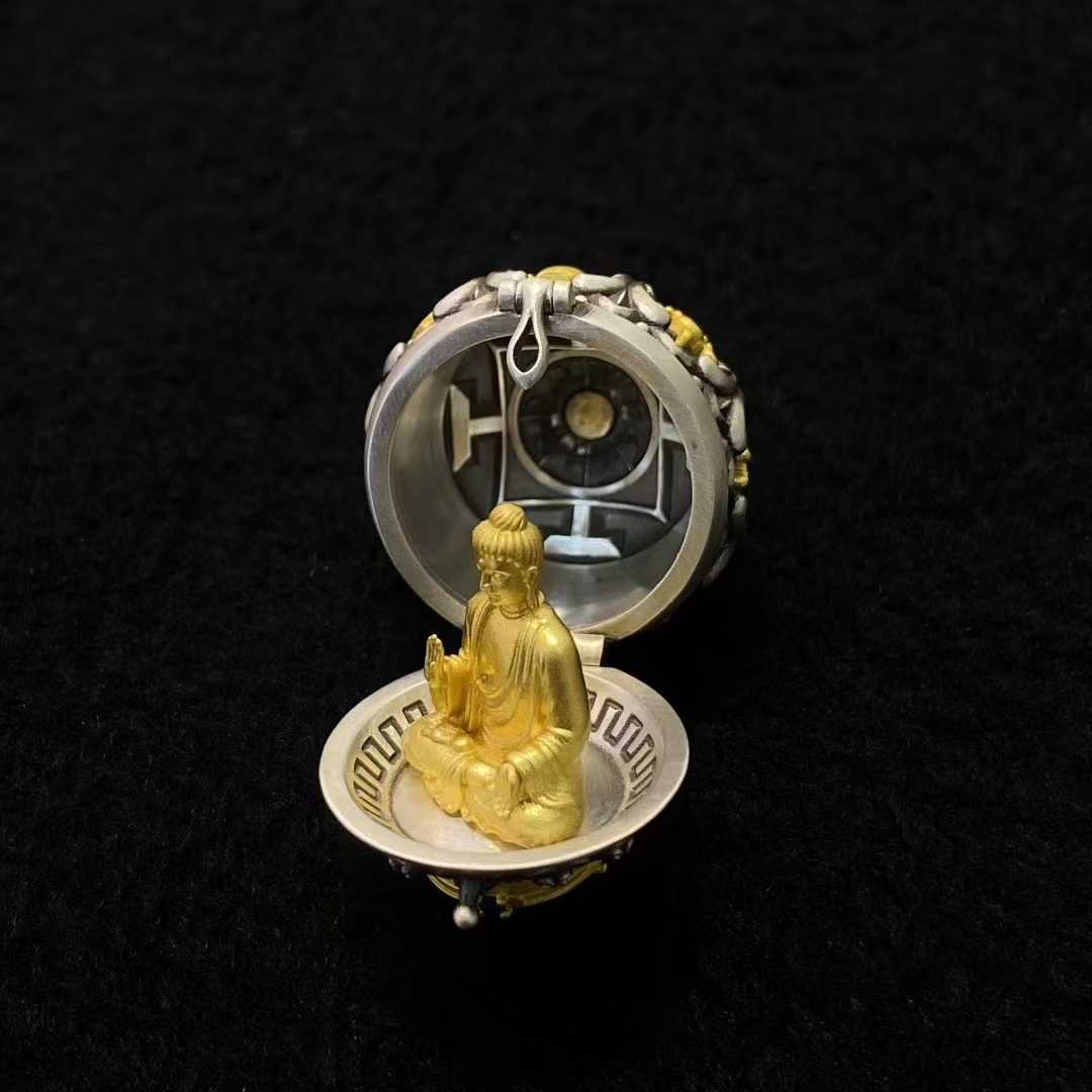 Traditional Tibetan Buddhist Shakyamuni Eight Treasures pendant in sterling silver