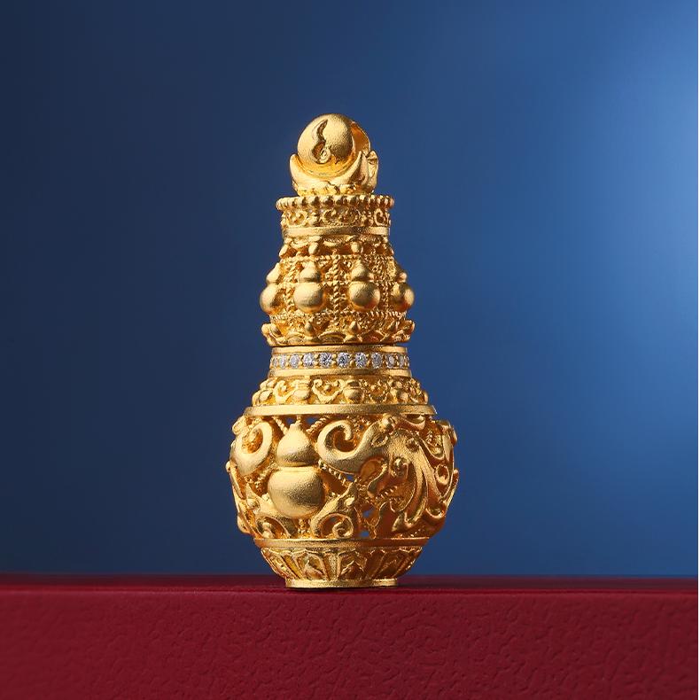 Adjustable Tibetan Buddhist Gourd Pendant Necklace with Dragon Design