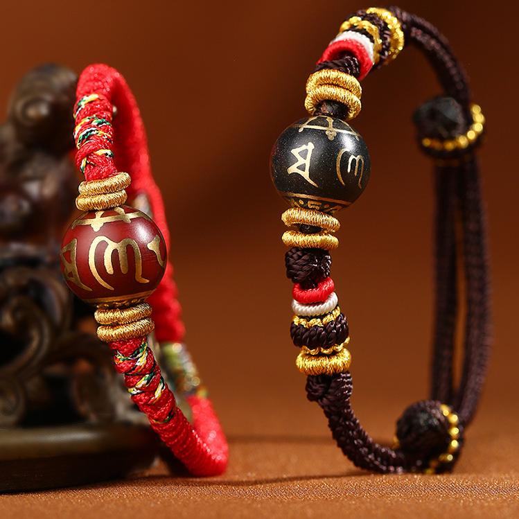 Tibetan-Buddhist handmade mantra bracelet with 13 mm incense ash bead
