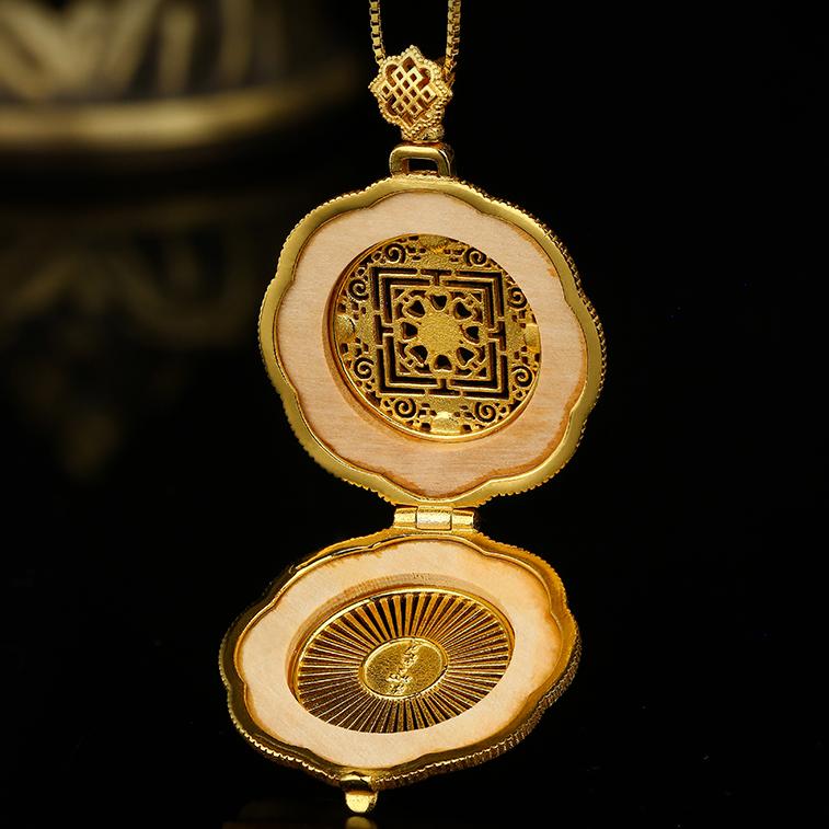 Handcrafted Tibetan incense locket combining sandalwood warmth and silver protection.