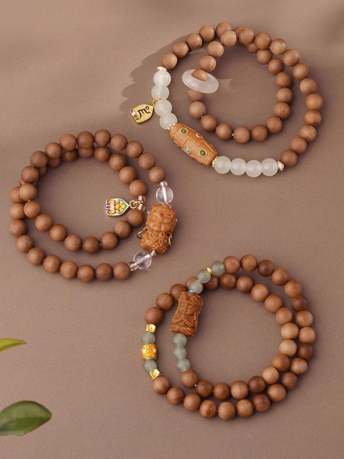 Elegant Buddhist sandalwood prayer bracelet for meditation and daily wear.