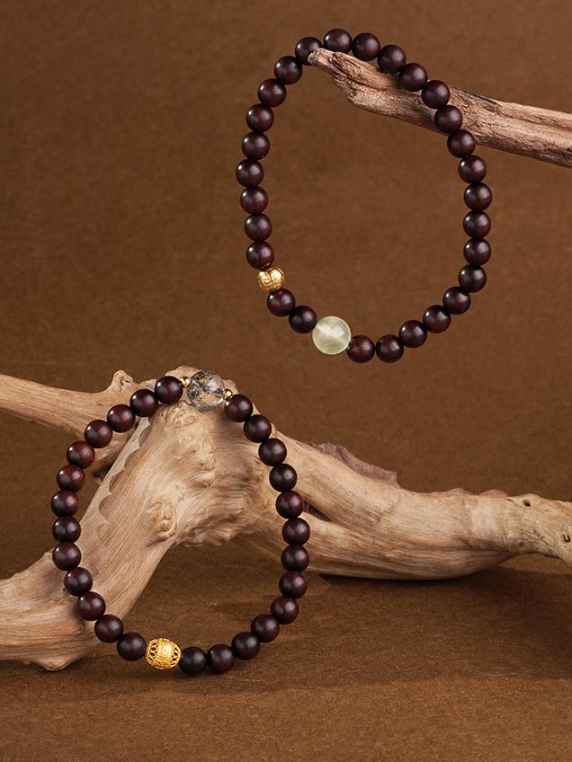 Spiritual Tibetan-Buddhist sandalwood bracelet with prehnite and silver Potala charm