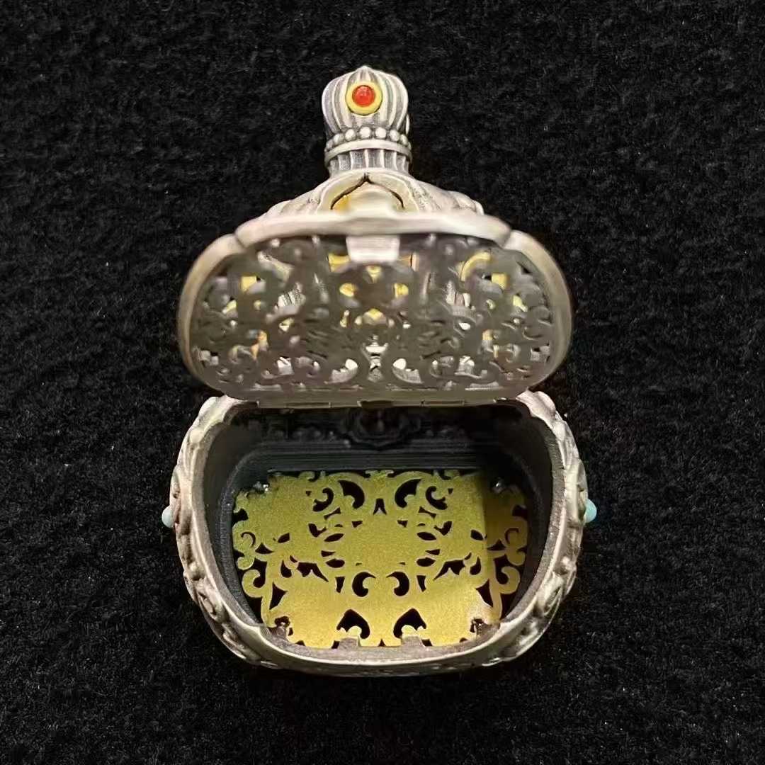 Sacred handmade S925 silver gourd sachet pendant with traditional Tibetan symbolism.