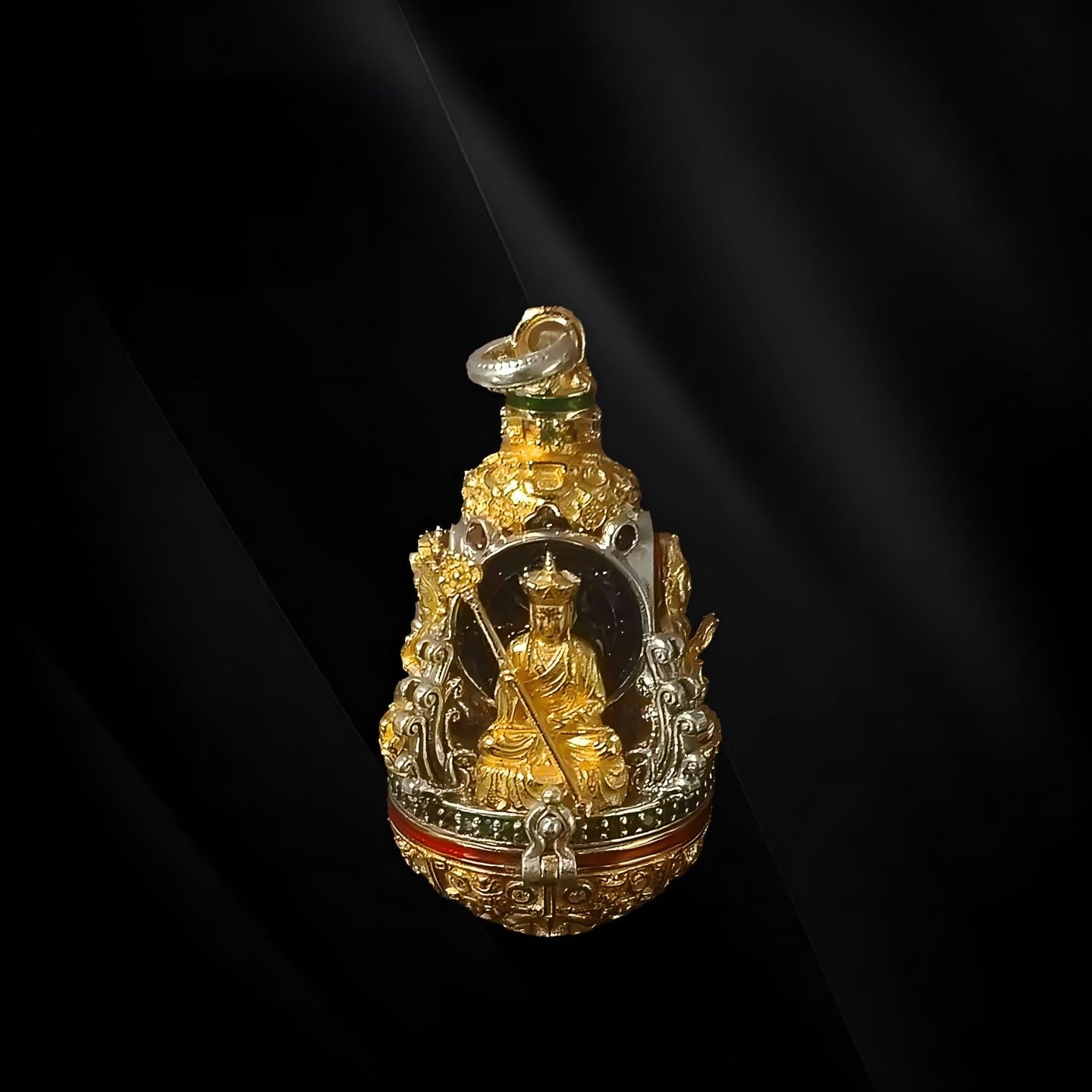 Exquisite Buddhist sacrificial items art featuring a hand-carved gold Avalokiteshvara (Guan Yin) with intricate lotus details for peace.

