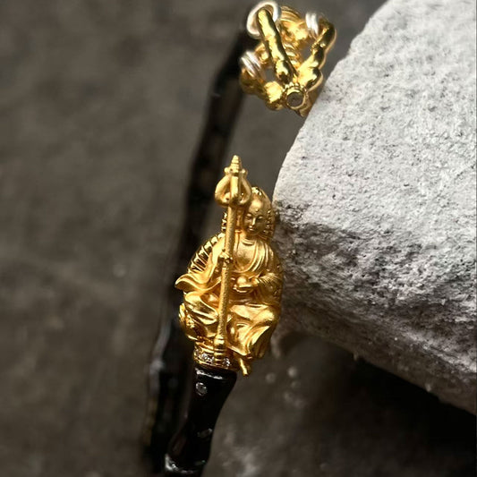 A practitioner wearing the sacred Kshitigarbha talisman for karmic protection, representing the essence of Buddhist sacrificial items art.