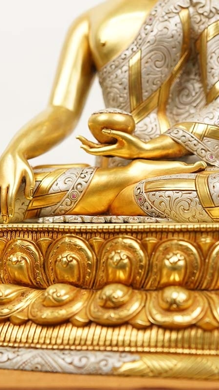 Sacred Tibetan Buddhist Shakyamuni Buddha statue with silver inlay for home shrine, handcrafted Buddha Statue-Art symbolizing wisdom and awakening