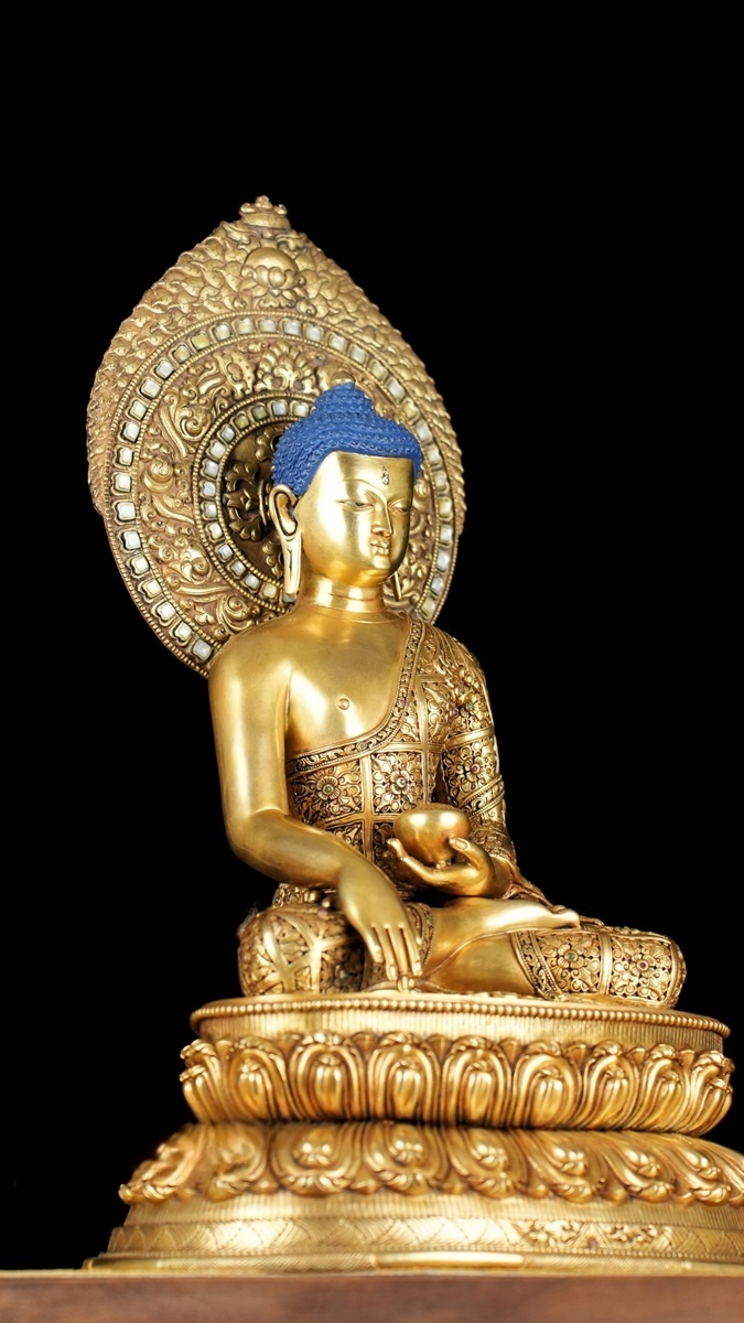 Tibetan Buddhist statues Shakyamuni Buddha Statue-Art gilt finish, handmade Tibetan Buddhist artwork