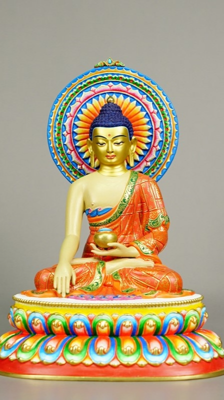 "Handcrafted Shakyamuni Buddha Statue, painted with mineral pigments. Ideal for Tibetan Buddhist art collectors and those seeking spiritual enlightenment."