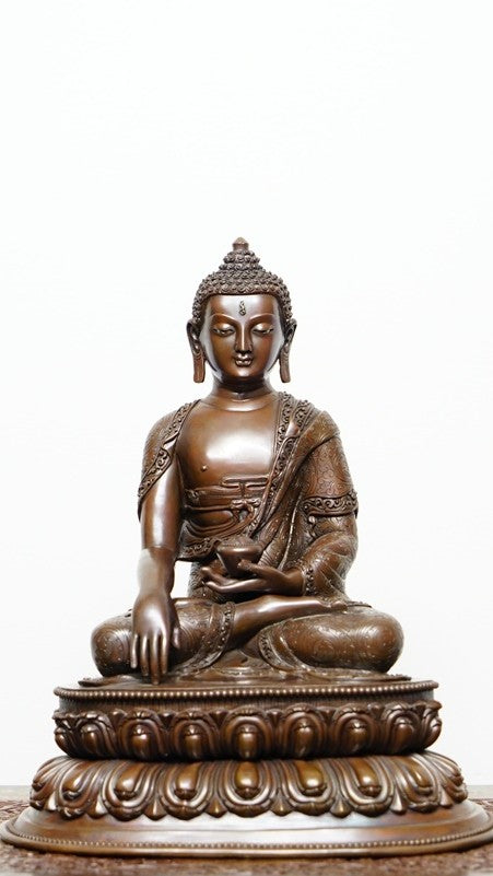 Tibetan-Buddhist Shakyamuni Buddha Statue, Copper & Mineral Pigment Art