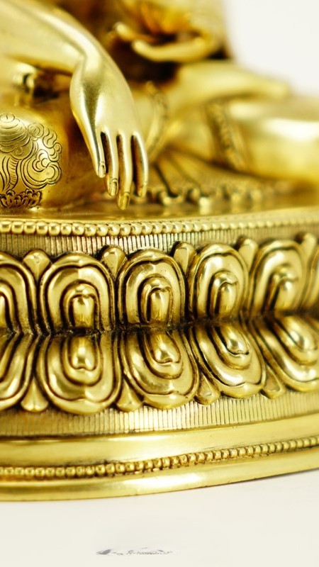  Shakyamuni Buddha statue art masterpiece, pure gilt finish, premium quality Tibetan Buddhist statues and unique art piece.