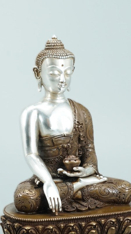 Tibetan Shakyamuni Buddha Statue, Handmade with Pure Silver, Bronze, and Mineral Pigments – Perfect for Spiritual Spaces and Artistic Collectors