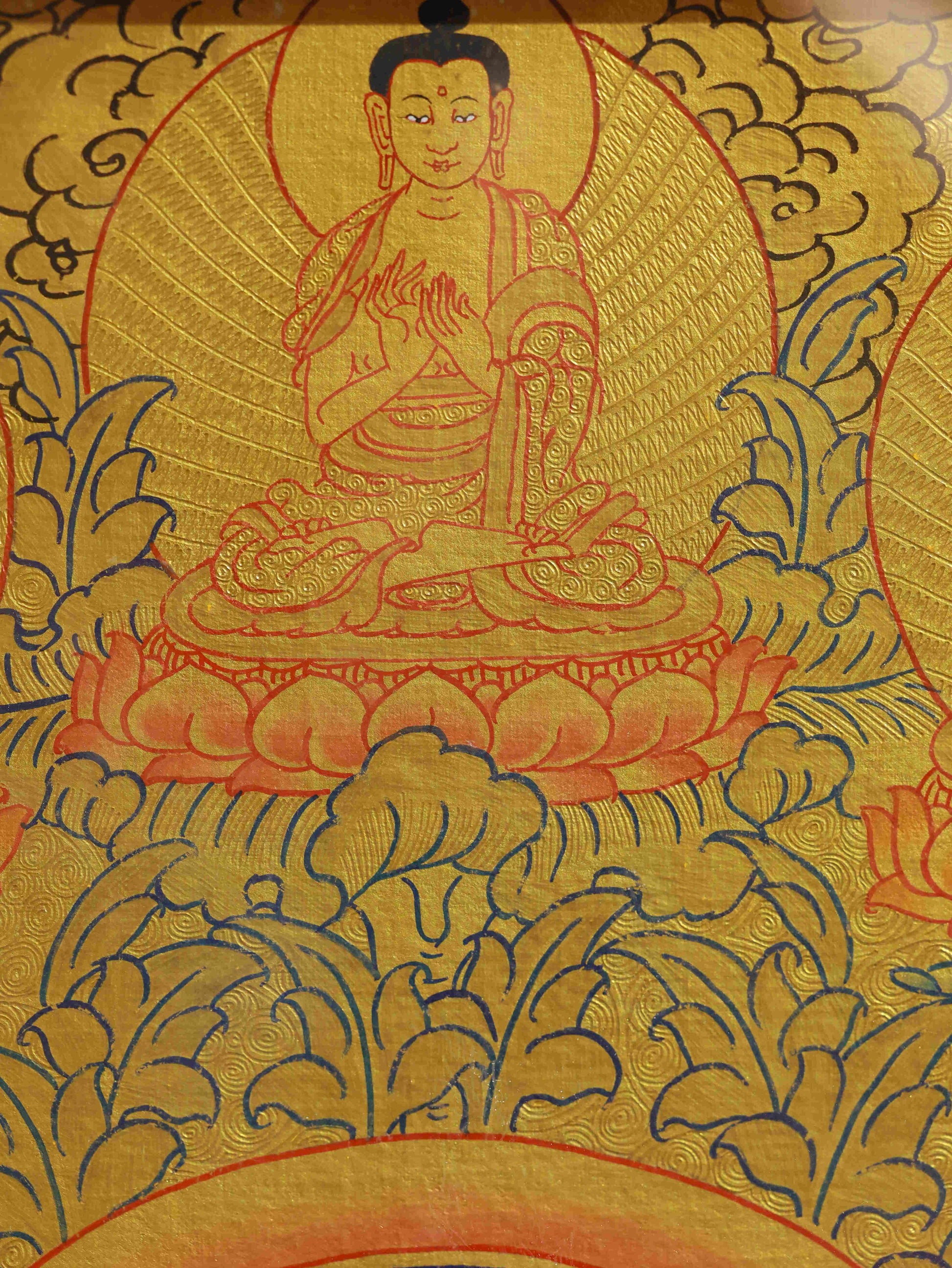 Traditional Tibetan-Buddhist Shakyamuni Buddha Thangka painting created with natural mineral pigments on thangka canvas, showcasing Tibetan Buddha art craftsmanship.