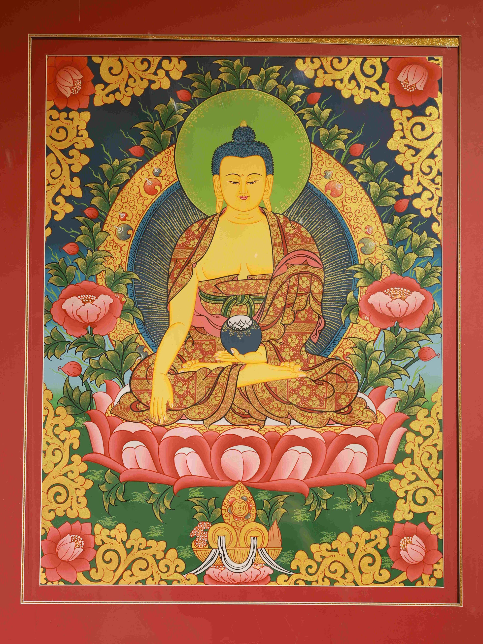 Pure hand-painted Shakyamuni Thangka, an exquisite piece of Tibetan Buddhist Buddha art on thangka canvas.