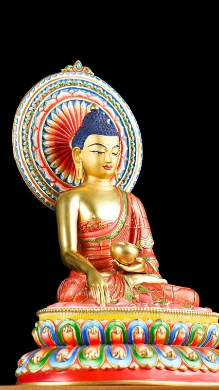 Gilded Shakyamuni Gautama Buddha Statue, Hand-painted Mineral Pigments, Tibetan Buddhist