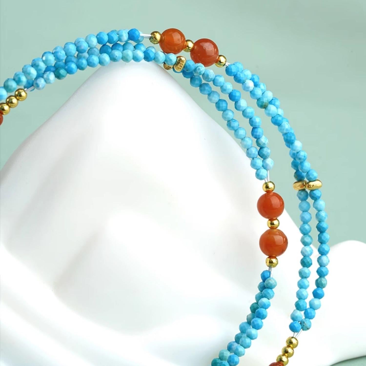 Healing amber necklace promoting peace, balance, and emotional warmth in Tibetan tradition.