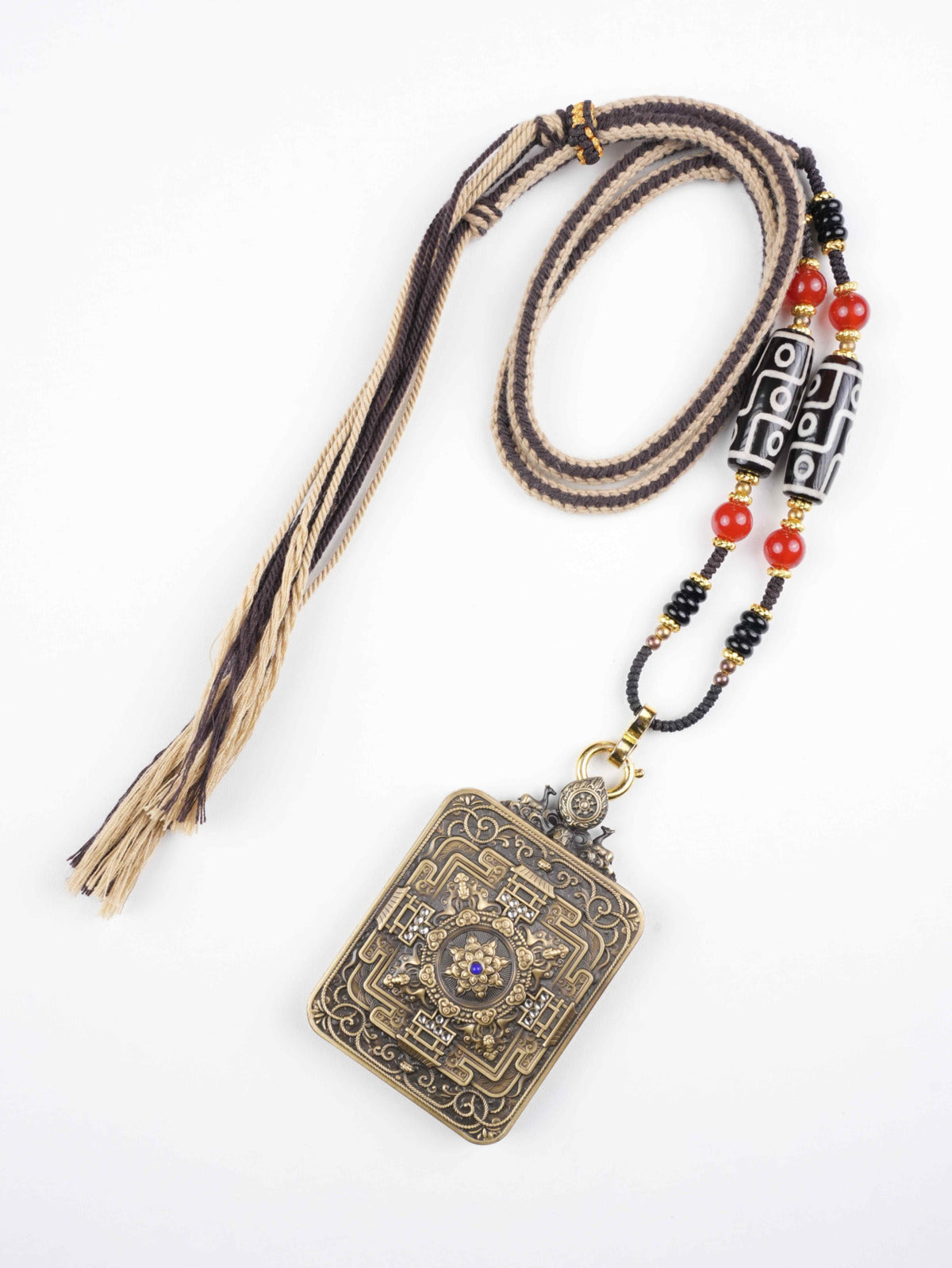 Tibetan Buddhist Wheel of Life thangka, illustrating the cycles of existence. Painted with traditional techniques on canvas, this profound image is a tool for Dharma teaching.