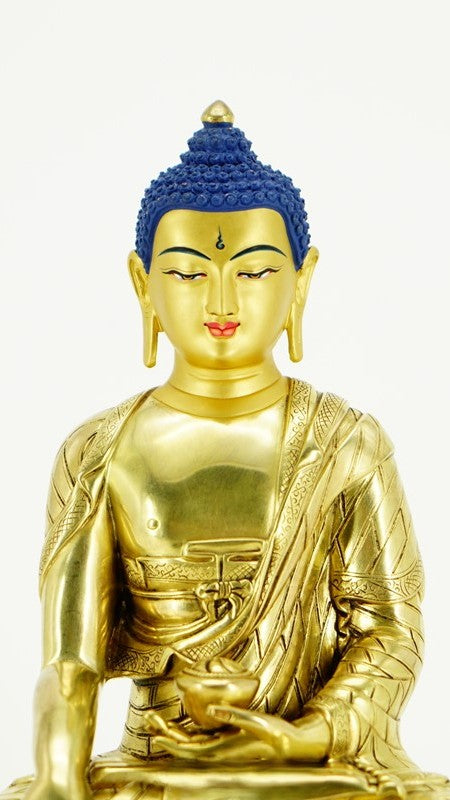 Traditional Tibetan Buddhist Shakyamuni Buddha statue art, peaceful Buddha statue for meditation space