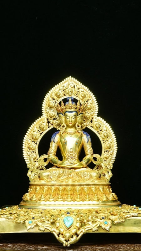 Mahavairocana Buddha statue, handcrafted Tibetan Buddhist statues in pure silver and gilt, Buddha Statue-Art symbolizing universal wisdom and enlightenment