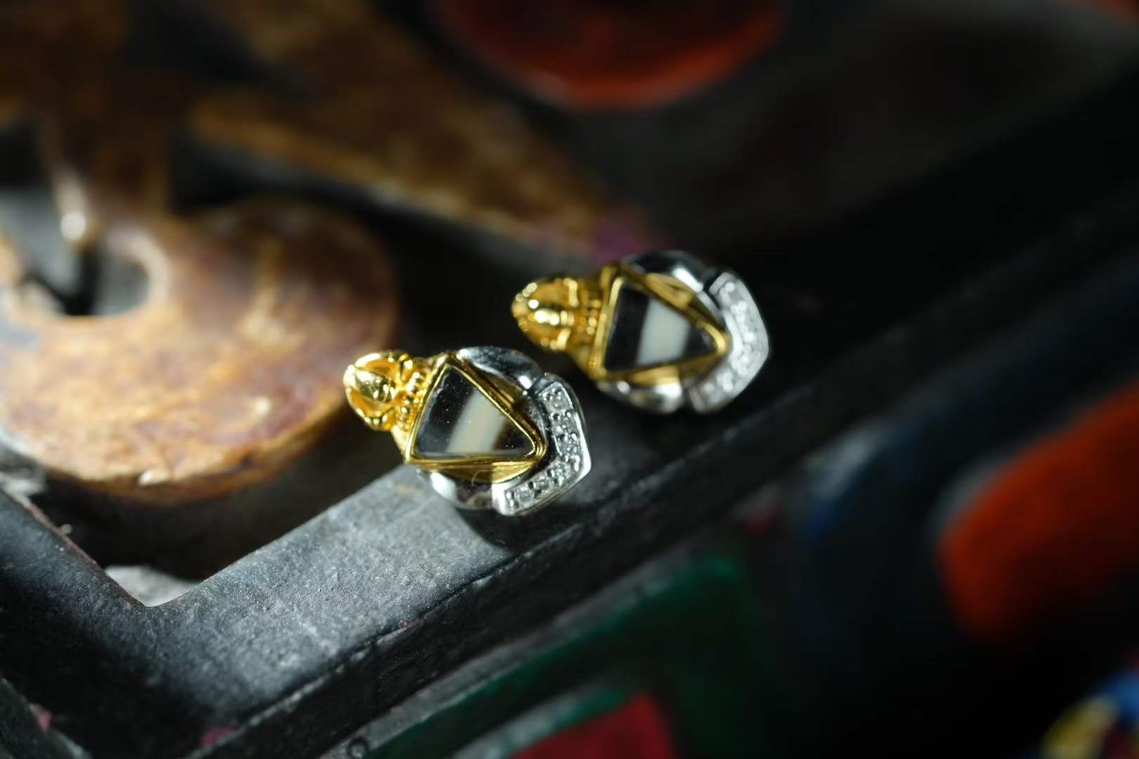 "Handcrafted Vajra Peg Earrings in S925 Silver - Tibetan Spiritual Jewelry"