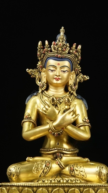Sacred Vajradhara Tibetan Buddhist statues, handcrafted with gilded surface and mineral materials, ideal Buddha Statue-Art for altar