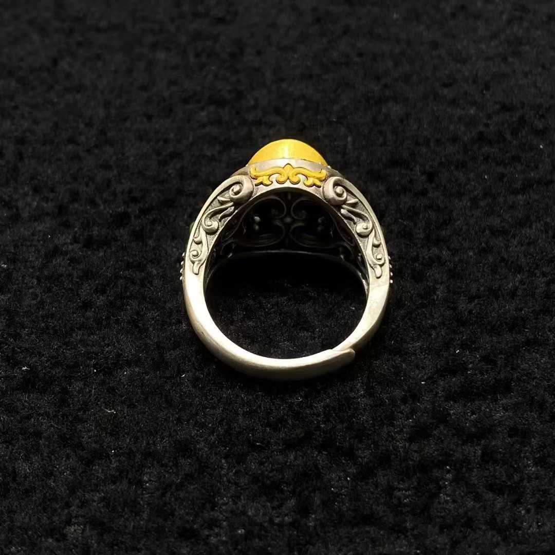 Tibetan sacred wheel ring featuring S925 silver, pure handcrafting, and an oily, smooth aged texture.