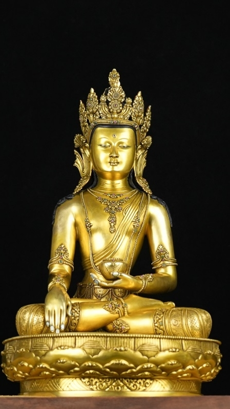 Alt Text: Handcrafted Zanabazar Three Buddhas Statue in gilded finish, made with mineral paint, a sacred work of art in Tibetan Buddhist culture.